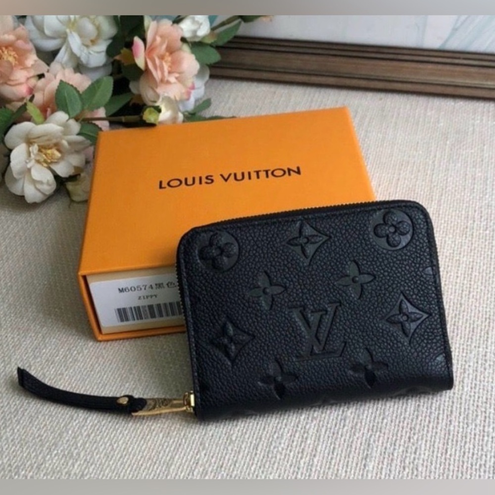 Embossed Black Leather zippy Wallet